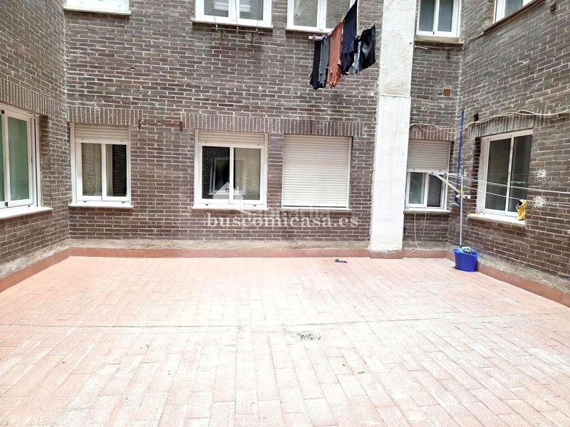 Foto aa76d545-4c73-4756-b5ba-860a385ddedf. Piso fabuloso piso al inicio del gran eje en Hospital Jaén