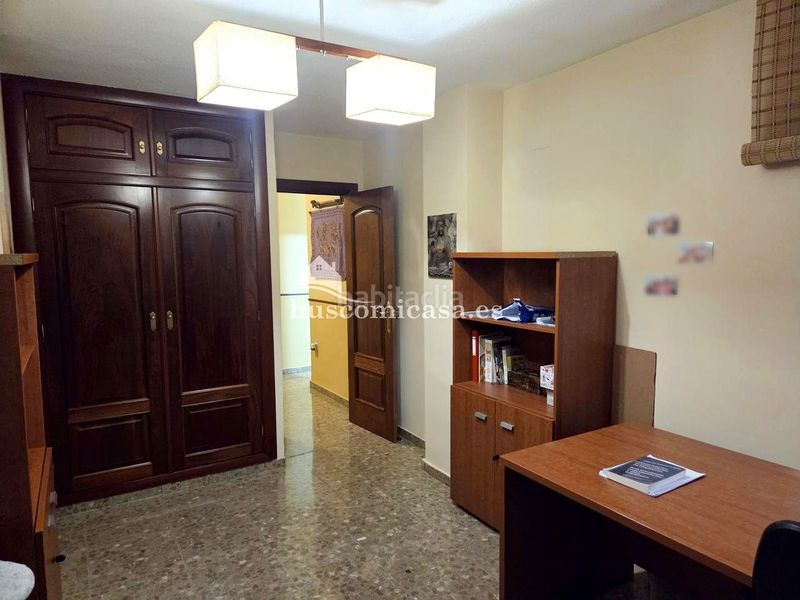 Foto c88d707d-cb42-4085-9dfe-9259d6a95f00. Piso fabuloso piso al inicio del gran eje en Hospital Jaén