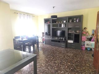 Pis  Calle murcia. Oportunidad de buen piso cerca del parque de los maestros