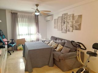 Location Appartement  Calle sebastián martínez. Coqueto apartamento totalmente reformado junto al parque de la c
