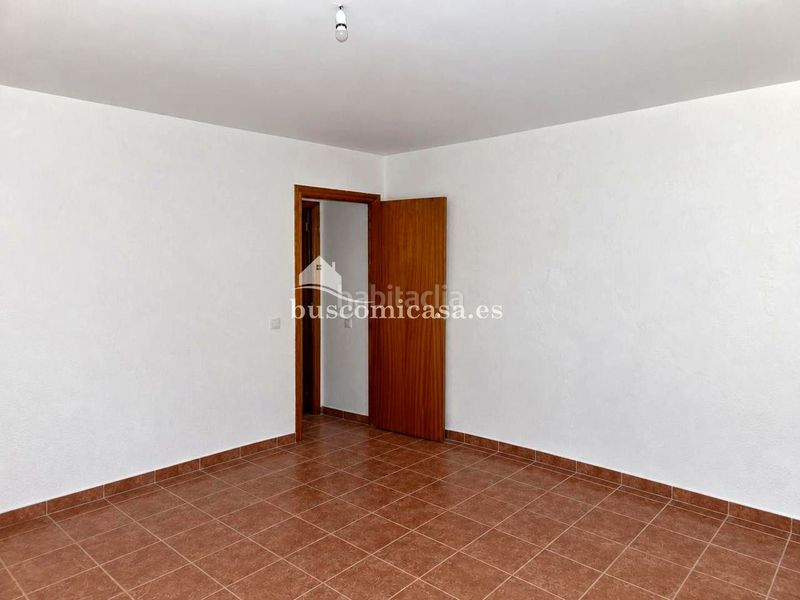 Foto 9a4cdadc-997c-4262-a8f0-a4528245aaac. Reihenhaus in calle elvin 6 in Ctra. Circunvalación - La Magdalena Jaén