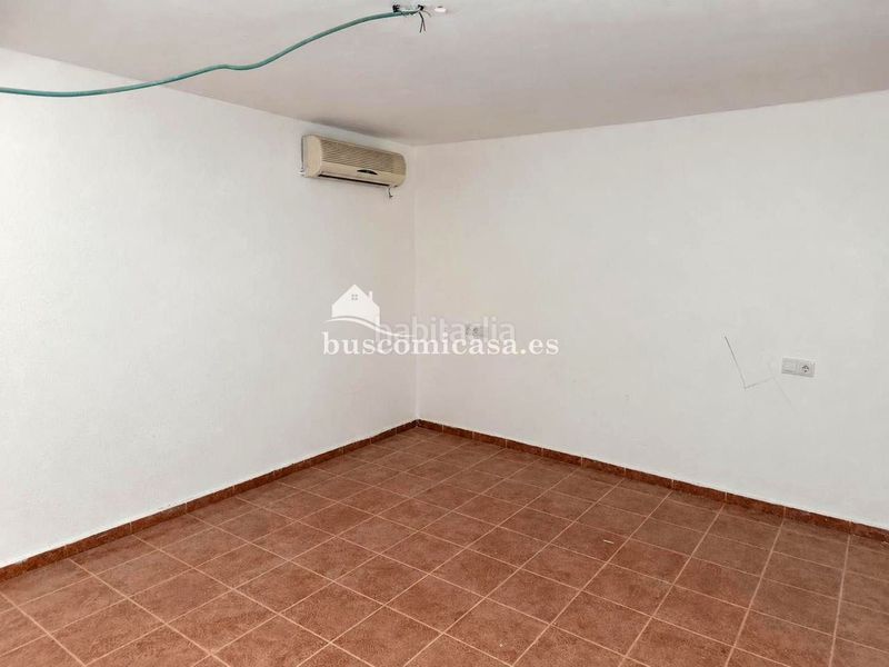 Foto 9e6185eb-4f57-4d0e-b662-d2fd9e37d7d8. Reihenhaus in calle elvin 6 in Ctra. Circunvalación - La Magdalena Jaén