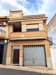 House  Calle cuesta del ruedo 6. Oportunidad de bloque de dos viviendas y gran garaje