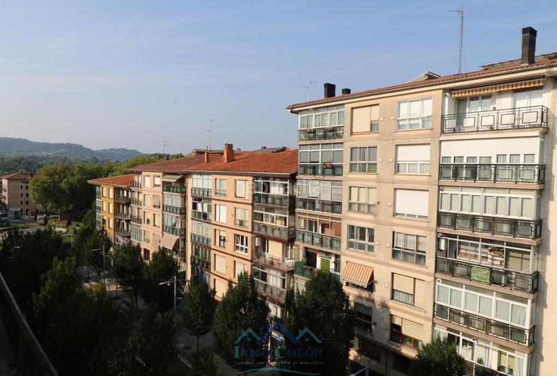 Foto 64905b3c-e6e0-4c48-98cf-852bb29ba8f0. Piso  en Pinar - Anaka - Belaskoenea Irun