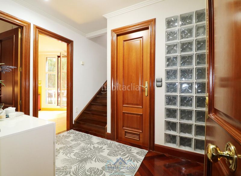 Foto eaf04d35-d0b3-42da-b9e0-4aeef3be7a2d. Dúplex amb calefacció aparcament piscina a Centro - Mendibil - Santiago Irun