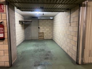Miete Autoparkplatz  Aduana. Irungaraje