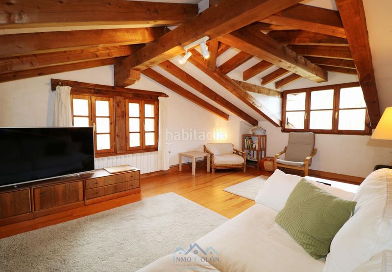 Foto ebff91c3-ddd0-4e98-a663-ed9d13e1d4d7. Casa  en Etxalar
