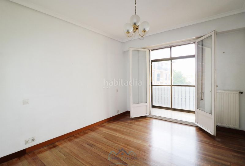 Foto 68aded98-ee1d-48e2-902a-7960501e2656. Piso  en Azken Portu - Behobia Irun