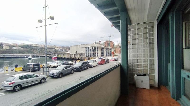 Foto 529b03f6-c37d-4b50-b6ee-c0dc3962252e. Büro in Pasaia