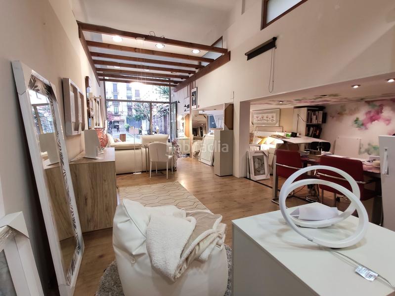 Foto 005ebf1f-741e-4353-ba03-f4c636e54838. Locale commerciale in Gros Donostia - San Sebastián