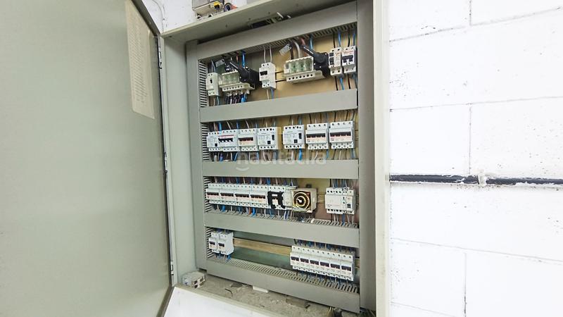 Foto 18f8345c-ffc2-42ea-b418-b39242e98b55. Bâtiment à usage industriel dans Andoain