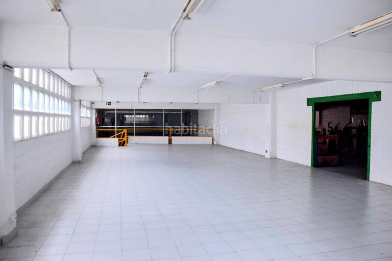 Foto c5486eb6-35a5-41bd-9b2c-f0c1ccd2202d. Bâtiment à usage industriel dans Andoain