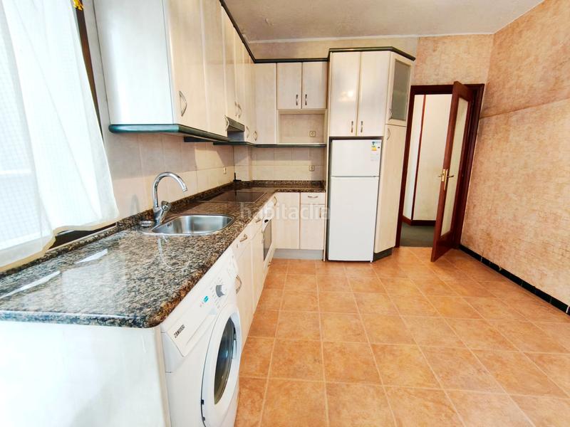 Foto df58a993-8236-4c30-a382-15b53ee2453e. Piso  con terraza, amplitud y muchas posibilidades en Donostia - San Sebastián