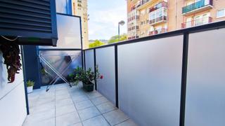 Flat  Txirrita bertsolaria pasealekua. Piso exterior y luminoso en alza, junto a zona ajardinada y parq