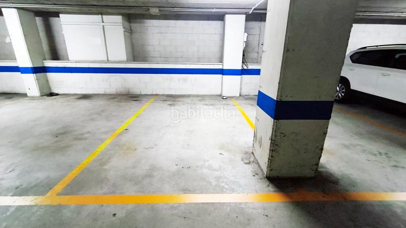 Foto 8ec8d2f0-56c9-44cd-a6b3-9bc81c9bc6fb. Parking voiture dans Egia Donostia - San Sebastián