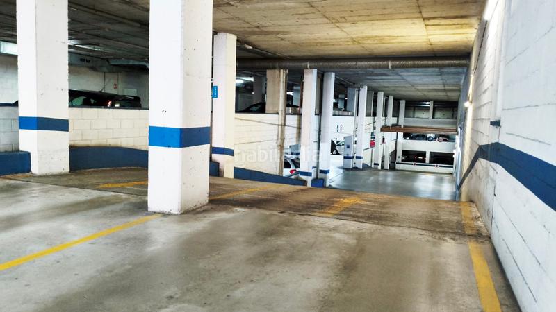 Foto beab260d-6538-42ec-94ab-5583768778e4. Parking voiture dans Egia Donostia - San Sebastián