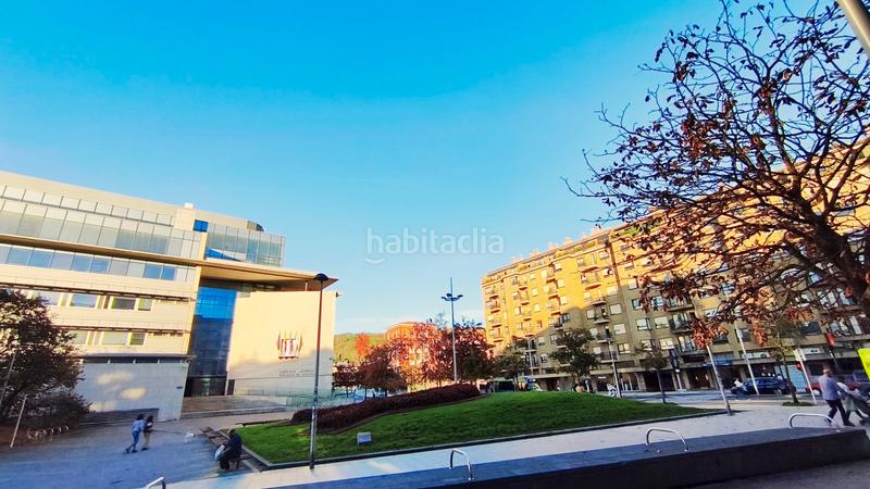 Foto fa76e3ba-2380-41e7-bf02-842468515778. Parking voiture dans Egia Donostia - San Sebastián