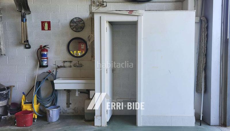 Foto b14b08dd-c96c-45fc-a54c-b05497047c30. Bâtiment à usage industriel dans Mungia