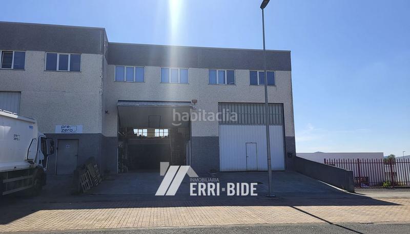 Foto e4534593-36f5-4a56-bb95-241414d4b41c. Bâtiment à usage industriel dans Mungia