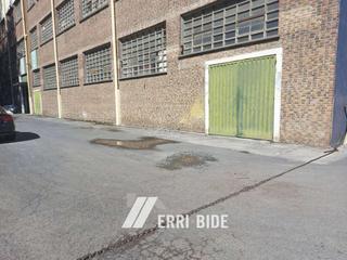 Nau industrial a Aritz bidea 63
