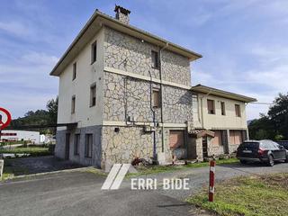 Local commercial à Madalen bidea 2