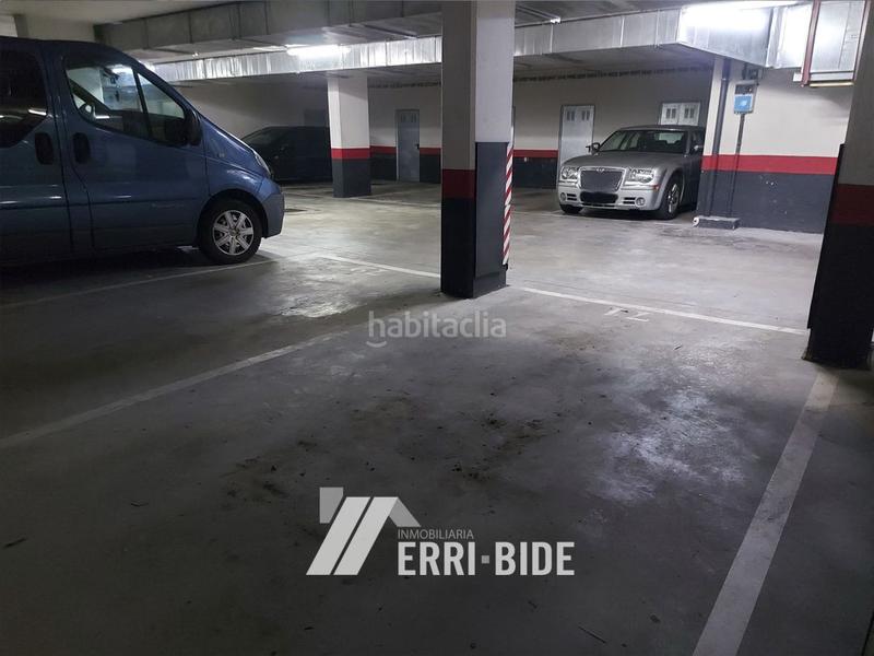 Foto 7a854b79-75ed-4435-b989-1231b83d05f7. Parking coche en aritz bidea 2 en Mungia