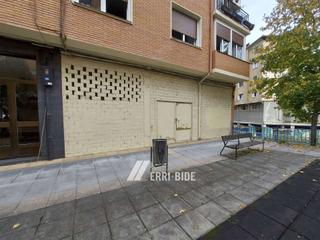 Local commercial à Mungia. Inmobiliaria erribide vende en exclusiva local comercial en usan