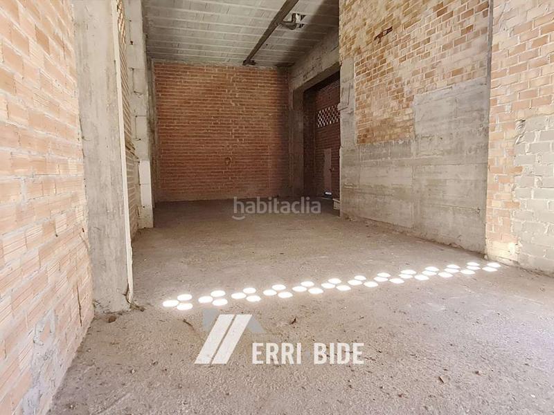 Foto 8c874d8a-0f76-494e-96ab-cb86293477ed. Affitto locale commerciale in Mungia