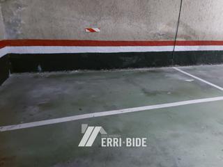 Location Parking voiture à Mungia