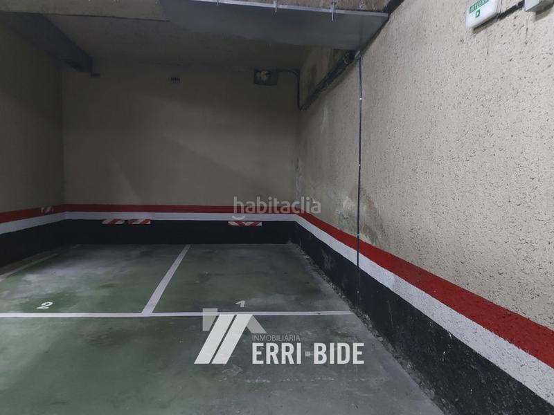 Foto 2e7413f5-fcc7-454e-aeb3-b59c4f1b7797. Location parking voiture dans Mungia