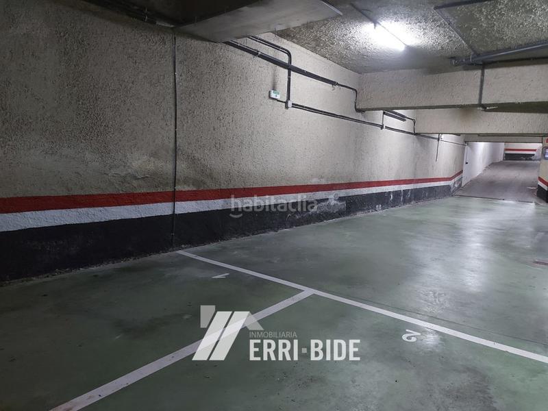 Foto acf85f11-8d40-4668-94f7-1c31b8ba6efa. Location parking voiture dans Mungia