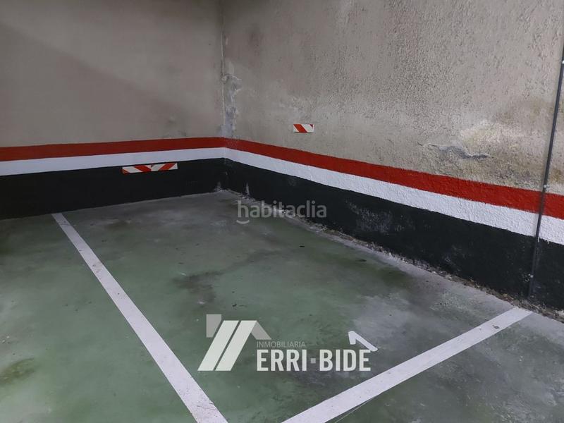 Foto 17a7857c-e6c7-4acb-9d18-277039724bf7. Affitto posto auto in Mungia