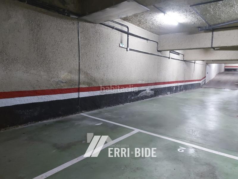 Foto 9f0f1f55-70bf-41c8-8ef8-7152971c8ece. Affitto posto auto in Mungia