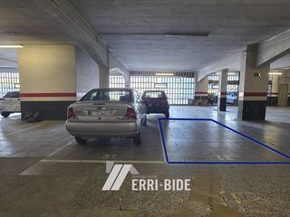 Parking voiture à Aritz bidea 1
