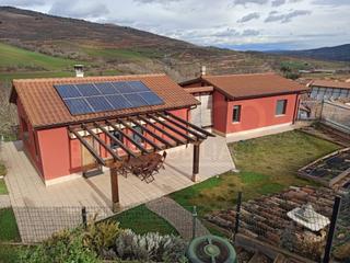 Casa a Matute. Casa independiente en matute