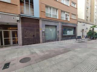 Location Local commercial à Juzgados. Local completamente acondicionado como oficina