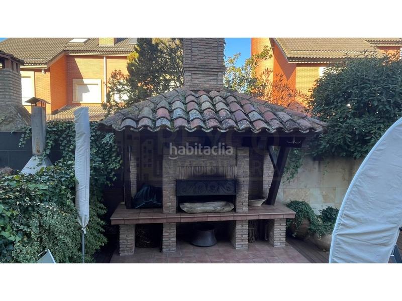 Foto 9c049d97-83e1-4509-8ff7-28847304d4b4. Chalet avec parking dans Avenida Madrid Logroño