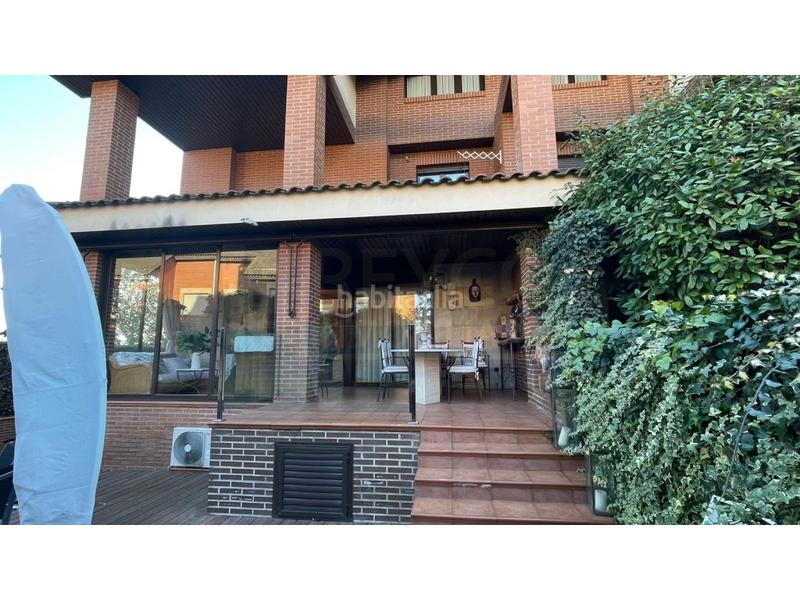 Foto b3065fb5-1546-4636-909a-4d5f2a5ccee6. Chalet avec parking dans Avenida Madrid Logroño