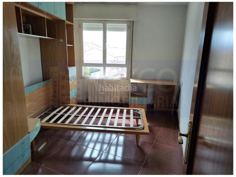 Foto 656f1d66-5074-4e6c-bedd-0a4a7c8f8b55. Etagenwohnung mit parking in Alesanco