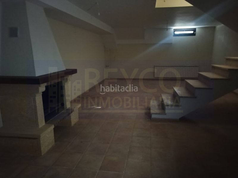 Foto 78ce9fba-cbd8-40dc-8dfc-de7a235709e0. Casa adossada amb aparcament a Alesanco