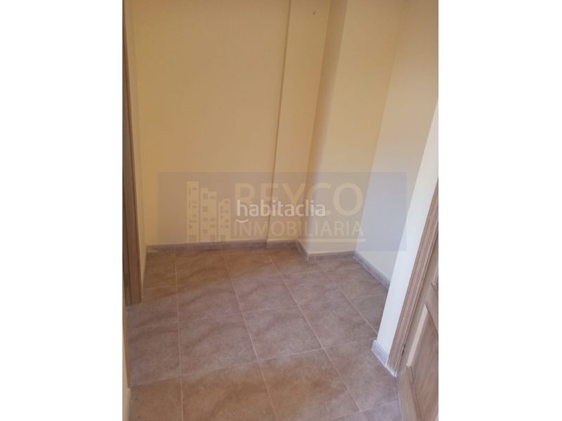 Foto a7764e9d-4723-4db1-a5cf-161ac0fa2c08. Casa adossada amb aparcament a Alesanco