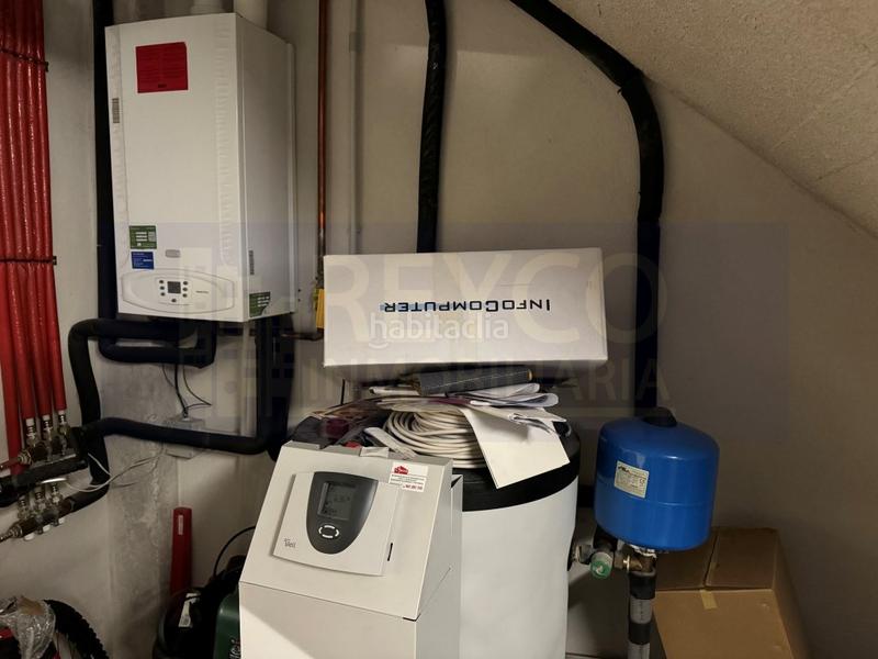 Foto 2fe36166-fd07-431c-af67-e62dc0dcde91. Maison jumelée avec parking dans Haro