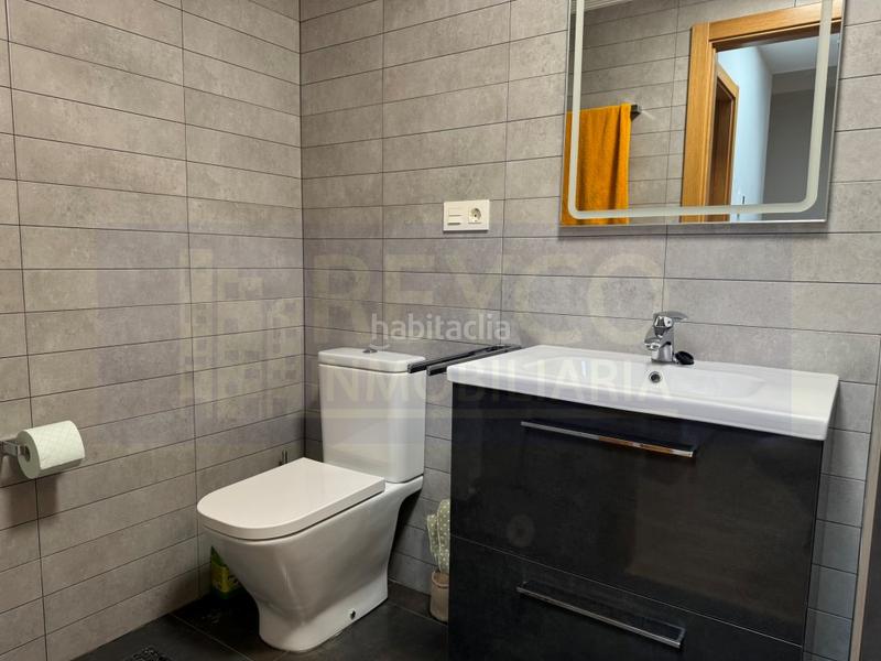 Foto b0e7f903-815d-4530-a0b2-6caeec0f2d66. Maison jumelée avec parking dans Haro