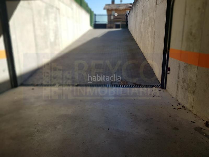 Foto cd8e285c-7c65-487b-a6f8-73e31ca73aff. Maison jumelée avec parking dans Haro