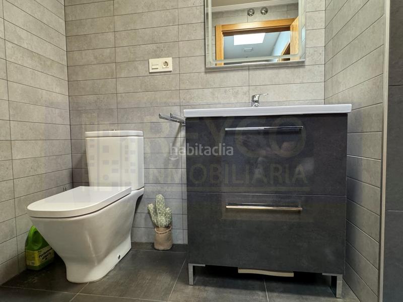 Foto e13604d4-0f4e-45e0-a219-ec1a207c219e. Maison jumelée avec parking dans Haro