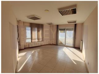 Office space in Los Lirios. Oficina venta logroño