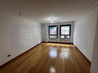 Apartament a Gran Via. Apartamento en el centro para entrar a vivir