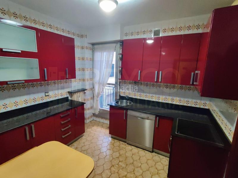 Foto 18a61179-2ff9-4ba6-97af-b48420fc5558. Pis a Juzgados Logroño