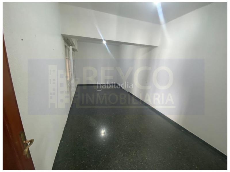 Foto 44ee2189-31df-44fe-9258-a5d6fa43f6bd. Piso  3 habitaciones venta en Gran Via Logroño