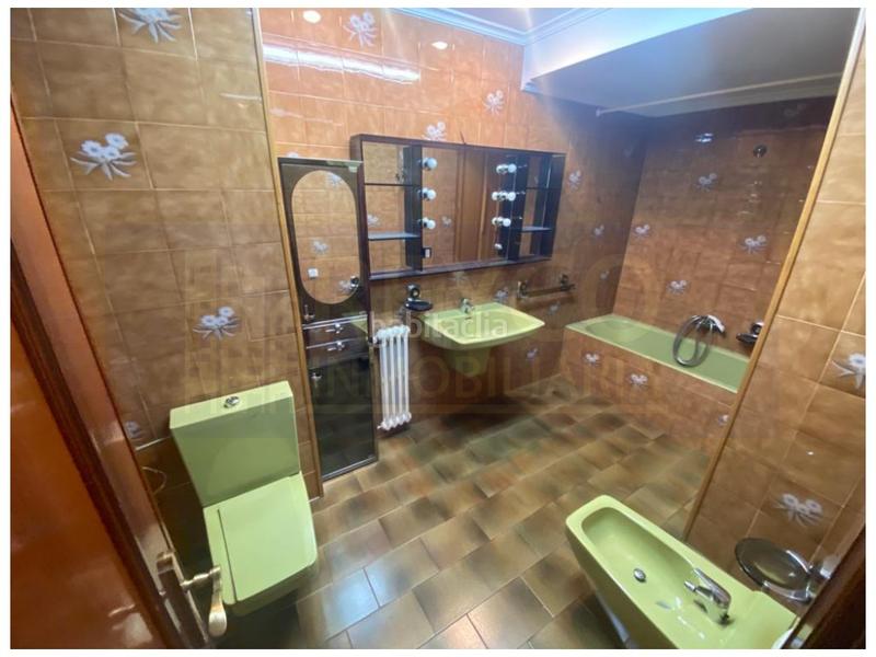 Foto 71c59725-3b13-437c-b7da-c61e3f4a3185. Piso  3 habitaciones venta en Gran Via Logroño